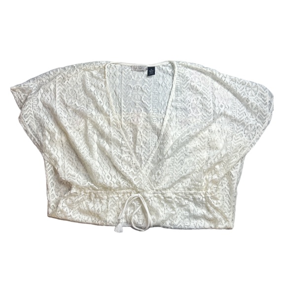 J.Valdi Lace Cover Up - Picture 4 of 5